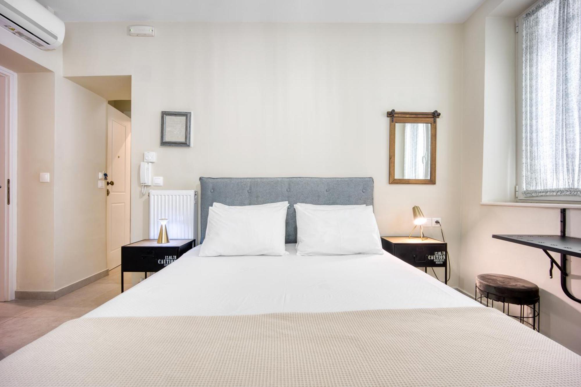 Bentzi...Boutique Apartment 1, Classic Double With Kitchenette, 2 Guests Афины Экстерьер фото